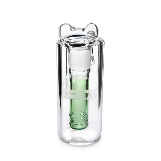 Disfruta de un fumado más limpio con el atrapaceniza perc verde. Diseñado para un diámetro de 14mm, este accesorio permite una filtración efectiva, manteniendo las cenizas fuera de tu camino y mejorando la calidad del humo. Ideal para quienes buscan funcionalidad y estilo en su equipo. ¡No te lo pierdas!